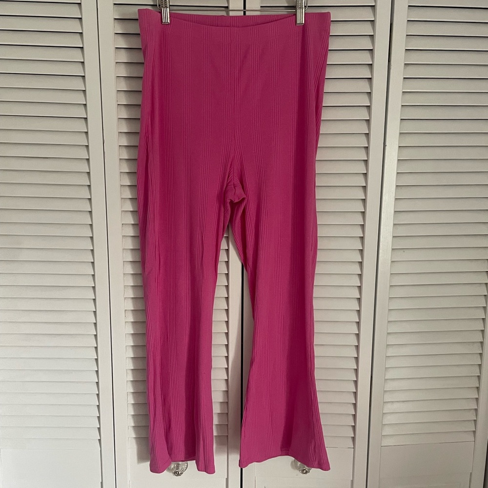 Aerie Ribbed Pink Top